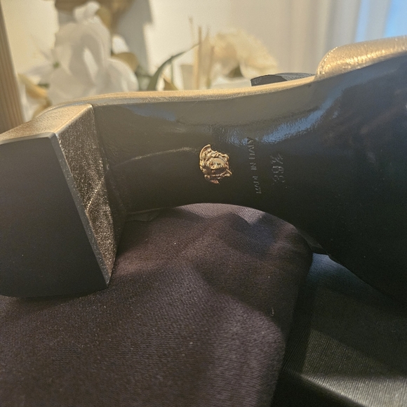 Versace Gold Leather Metallic Mules - Picture 4 of 5